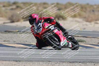 media/Oct-04-2025-CVMA (Sat) [[408bcdd6e4]]/Race 4-Formula Middleweight (Holeshot)/